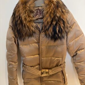 Golden  Belted Quilted Puffer Jacket with real-Fur Collar Pedro del Hierro Small